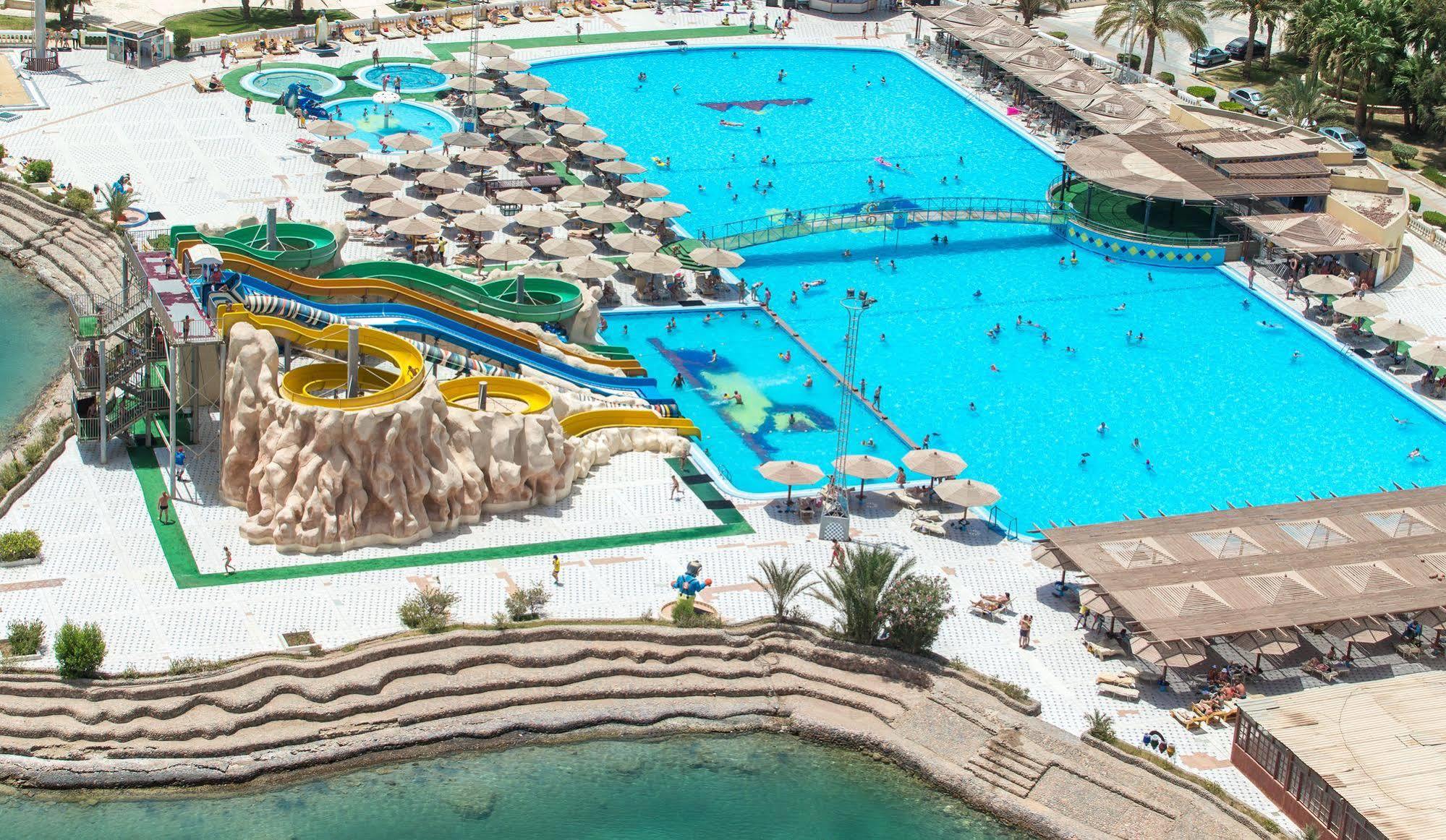 Golden 5 Sapphire Suites Hotel Hurghada Bagian luar foto